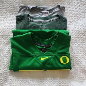 Nike Oregon DUCKS Jersey with Oregon Ducks Gray Tee Shirt And Green Tee Shirt